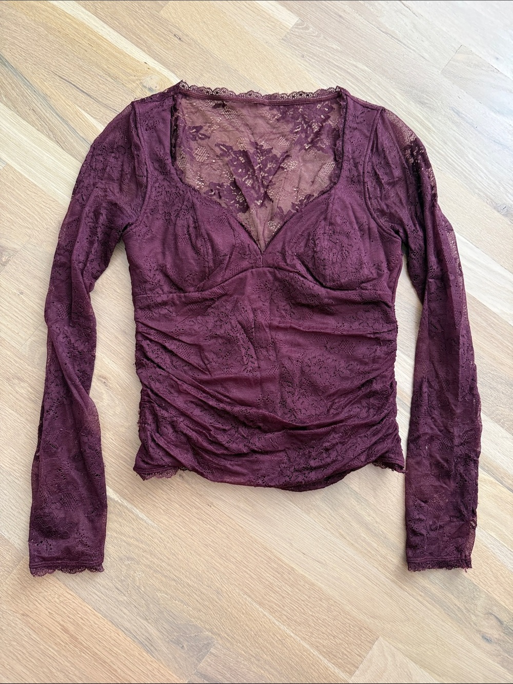 Abercrombie & Fitch Burgundy Lace V-Neck Long Sleeve Top
